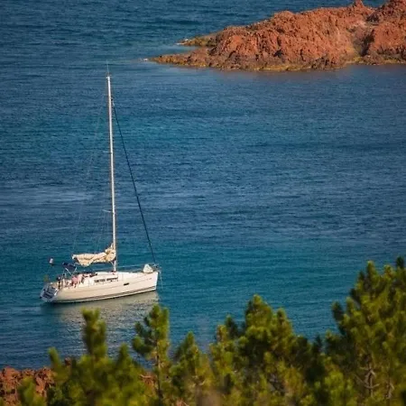 Cap Esterel 6 *